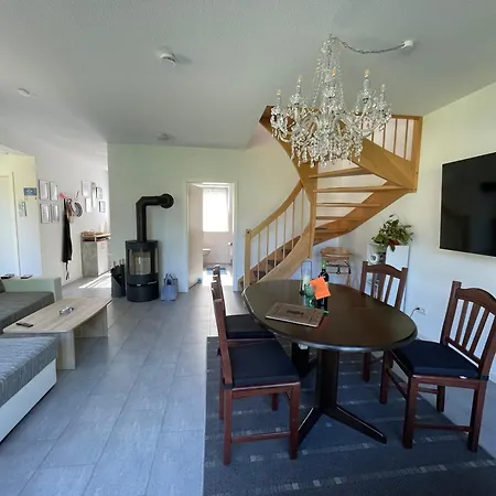 Am Nationalpark, Klausdorf, Ca 250m Bis Zur Badestelle Klausdorf (Vorpommern-Rugen)