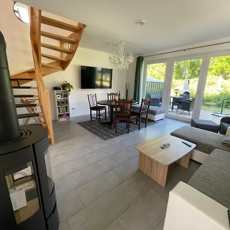 Am Nationalpark, Klausdorf, Ca 250m Bis Zur Badestelle