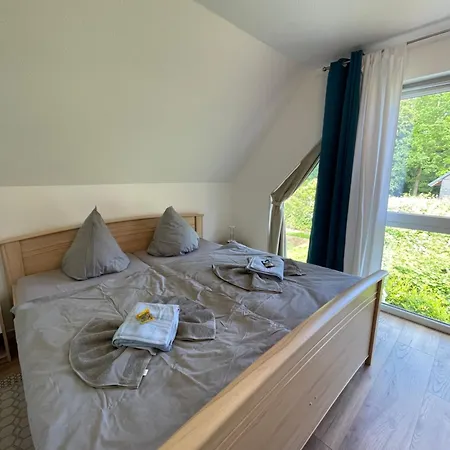 Am Nationalpark, Klausdorf, Ca 250m Bis Zur Badestelle